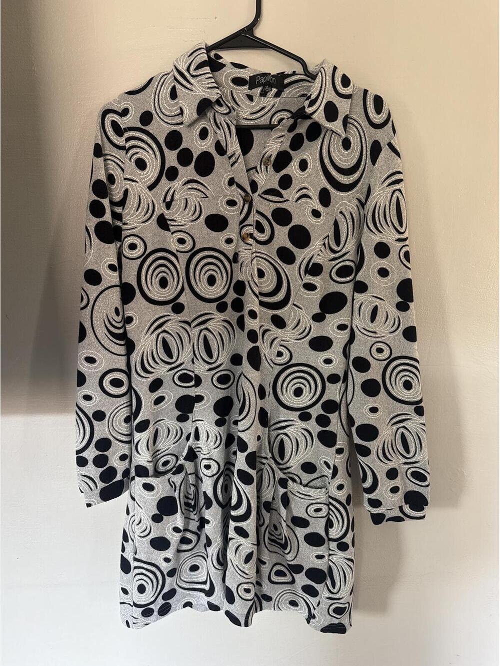 Papillon Op Art Psychedelic Swirl Print Duster Cardigan Gray Black Size M